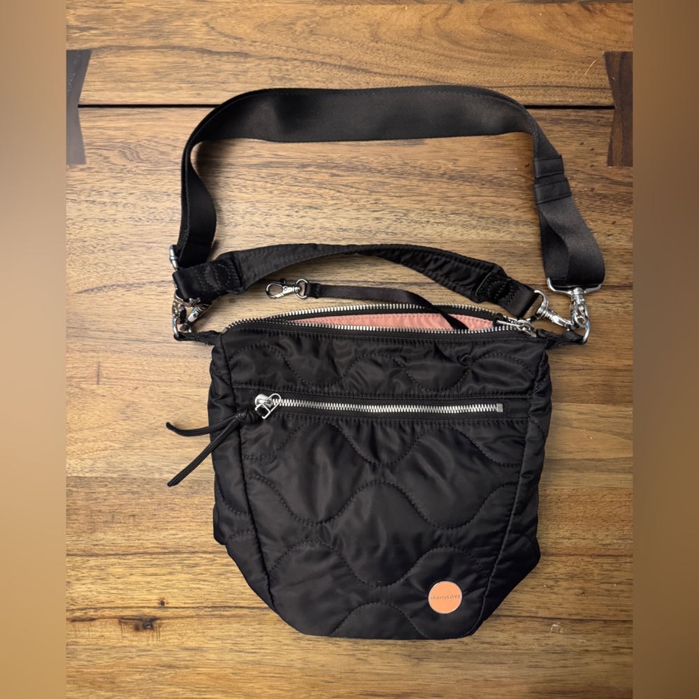 Black Shorty Love ‘marcel’ quilted crossbody bucket bag - Picture 3 of 7